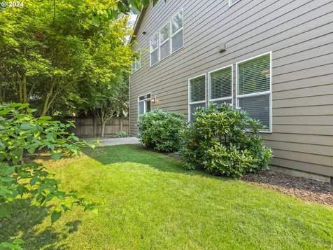 6708 NE 106th Street Vancouver WA 98686