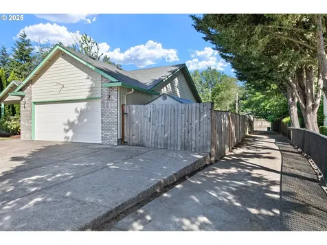 1157 Yew Street Junction City OR 97448