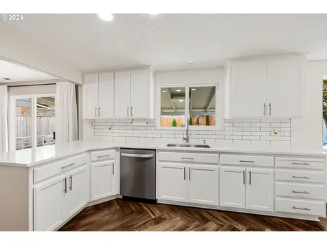 2257 N Irvine Street Cornelius OR 97113