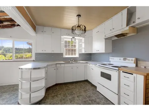 63171 Fruitdale Road Coos Bay OR 97420