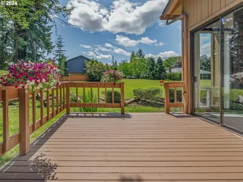 2893 Se Lonny Court Hillsboro OR 97123