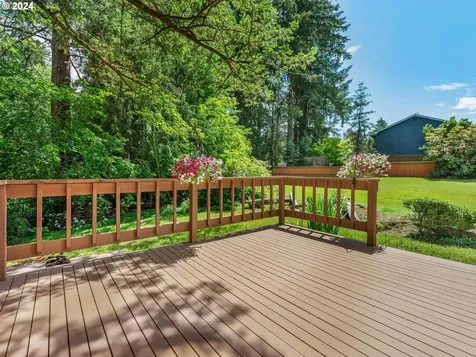 2893 Se Lonny Court Hillsboro OR 97123