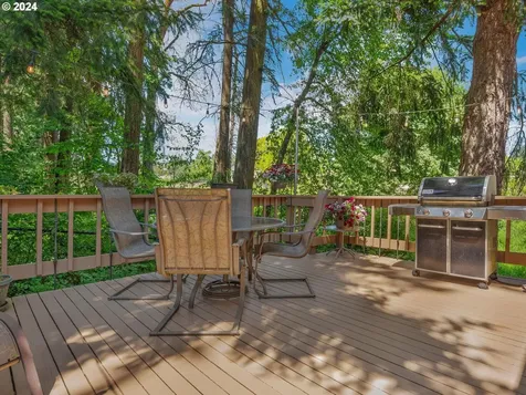 2893 Se Lonny Court Hillsboro OR 97123