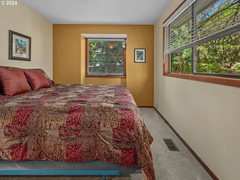 2893 Se Lonny Court Hillsboro OR 97123