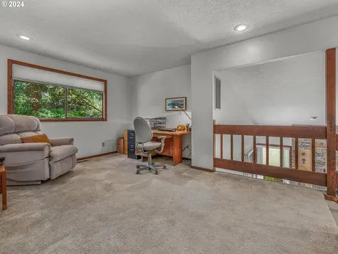 2893 Se Lonny Court Hillsboro OR 97123