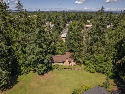 2893 Se Lonny Court Hillsboro OR 97123