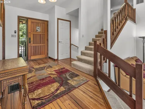 2893 Se Lonny Court Hillsboro OR 97123