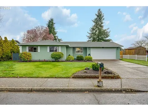 492 Sw Cypress Street Mcminnville OR 97128