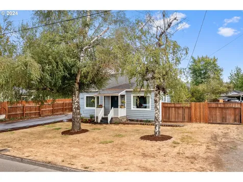 207 Shirley Street Molalla OR 97038