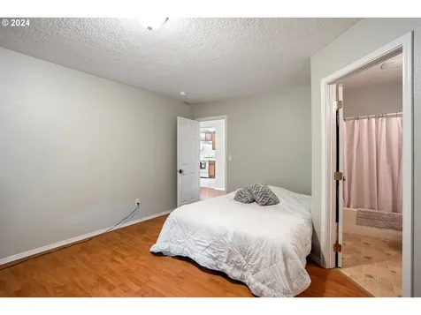 207 Shirley Street Molalla OR 97038