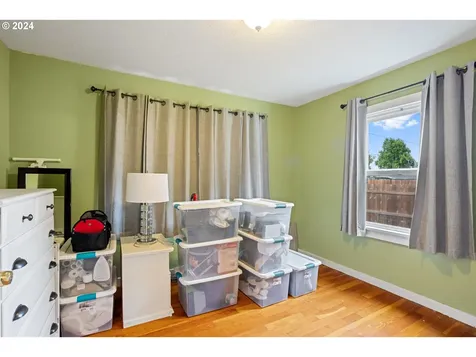 207 Shirley Street Molalla OR 97038