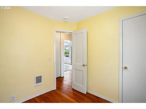 207 Shirley Street Molalla OR 97038