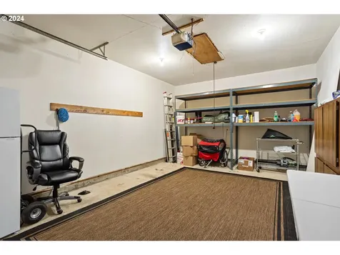 207 Shirley Street Molalla OR 97038
