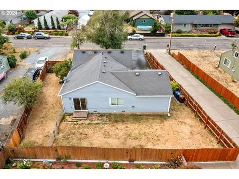 207 Shirley Street Molalla OR 97038