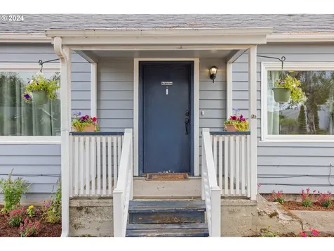 207 Shirley Street Molalla OR 97038