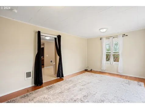 207 Shirley Street Molalla OR 97038