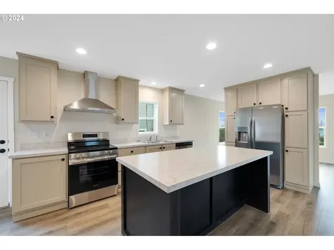 7895 18th Street Bay City OR 97107