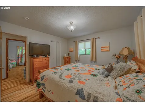 1609 N 10th Street Coos Bay OR 97420