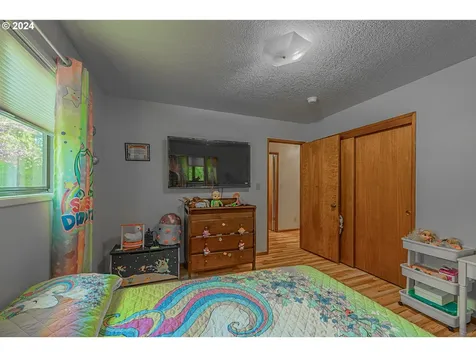 1609 N 10th Street Coos Bay OR 97420