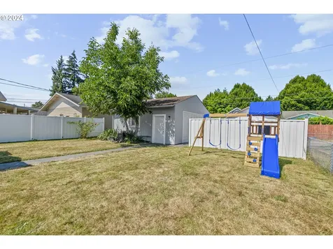 461 17th Avenue Longview WA 98632