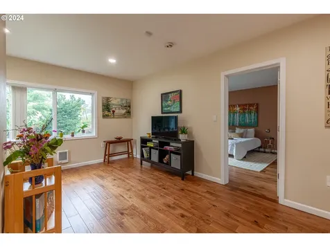 5135 Se 87th Avenue Portland OR 97266
