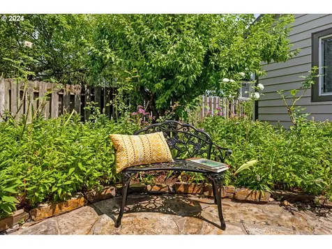 5135 Se 87th Avenue Portland OR 97266