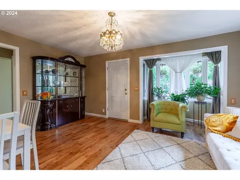 5135 Se 87th Avenue Portland OR 97266