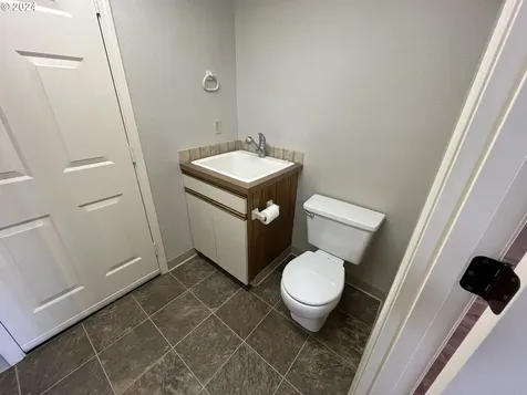 1712 Nw 114th Street Vancouver WA 98685