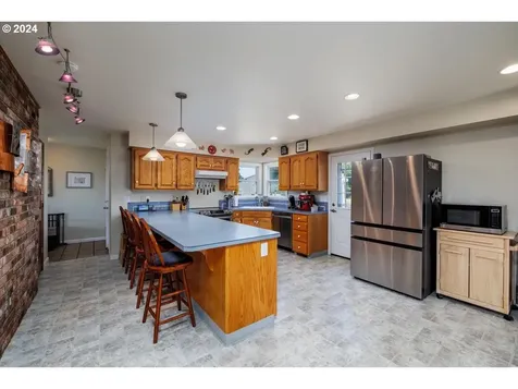 9914 S Wildcat Road Molalla OR 97038