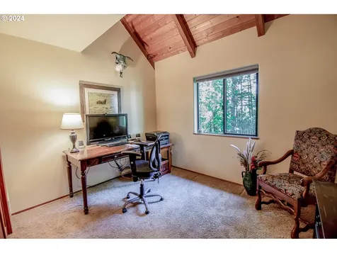 38388 Wendling Road Marcola OR 97454