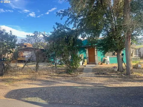 300 7th Street Umatilla OR 97882