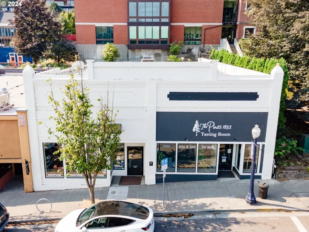 415 Oak Street Hood River OR 97031