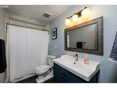 18610 Cook Street Oregon City OR 97045