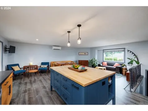 18610 Cook Street Oregon City OR 97045
