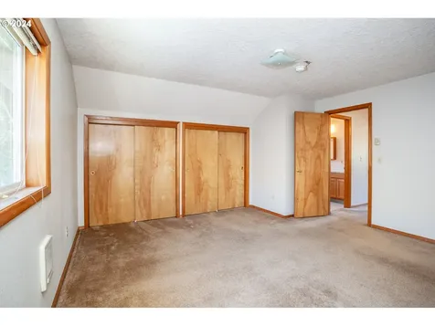 6504 Se Reedway Street Portland OR 97206