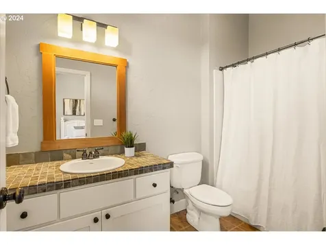 17575 S Big Sky Way Oregon City OR 97045