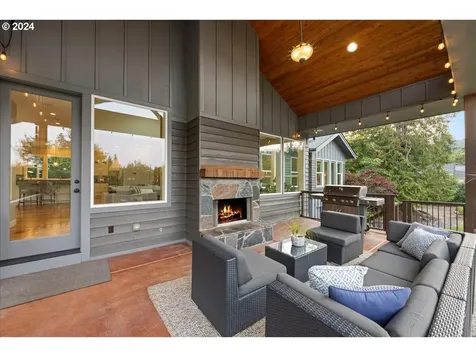 17575 S Big Sky Way Oregon City OR 97045