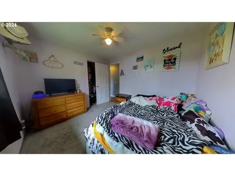 214 Ne Sandy Terrace Myrtle Creek OR 97457