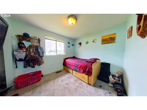 214 Ne Sandy Terrace Myrtle Creek OR 97457
