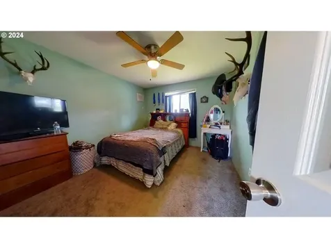 214 Ne Sandy Terrace Myrtle Creek OR 97457