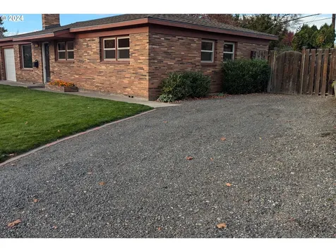 817 E 19th Street The Dalles OR 97058