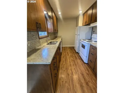 817 E 19th Street The Dalles OR 97058