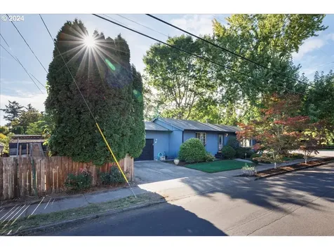 9216 N Calhoun Avenue Portland OR 97203