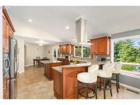 824 N 31st Avenue Cornelius OR 97113