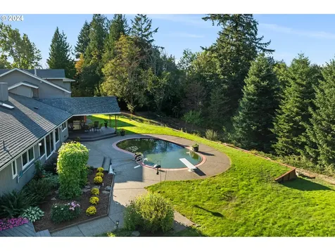 824 N 31st Avenue Cornelius OR 97113