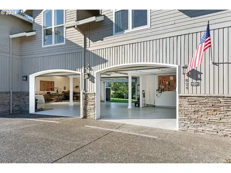 824 N 31st Avenue Cornelius OR 97113