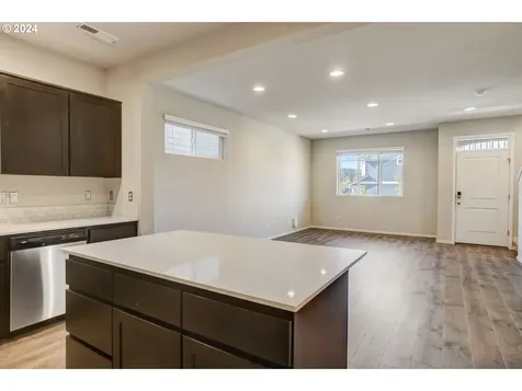 17146 Se Katmai Street Happy Valley OR 97086