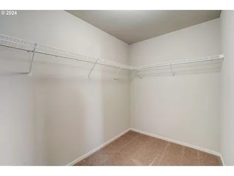 17146 Se Katmai Street Happy Valley OR 97086