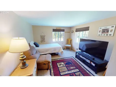 27945 Thimbleberry Road Gold Beach OR 97444