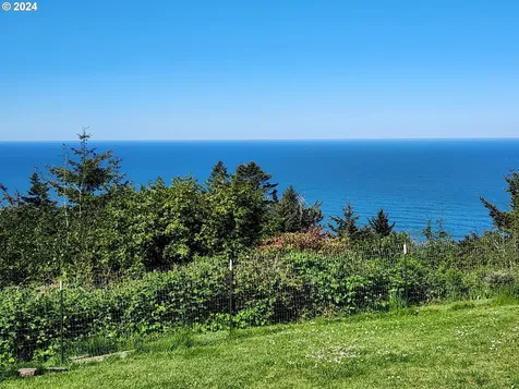 27945 Thimbleberry Road Gold Beach OR 97444